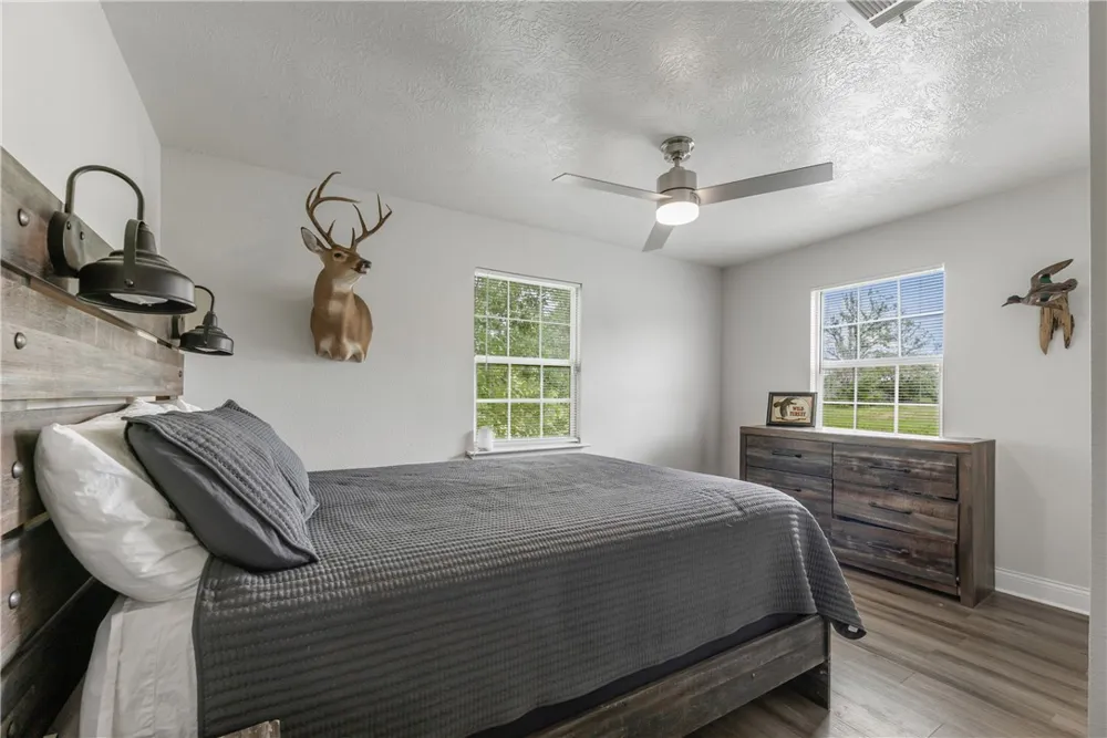 3508 Dick Barnes Loop Bedias, TX 77831