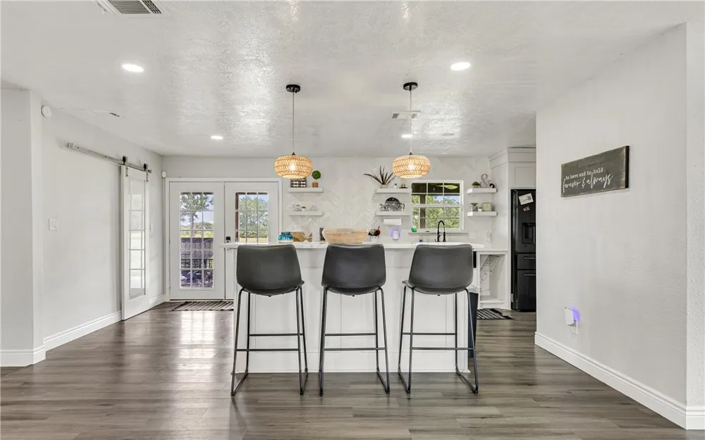3508 Dick Barnes Loop Bedias, TX 77831