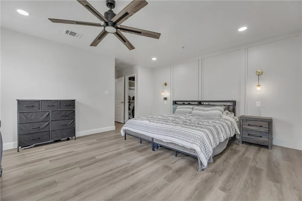 3508 Dick Barnes Loop Bedias, TX 77831