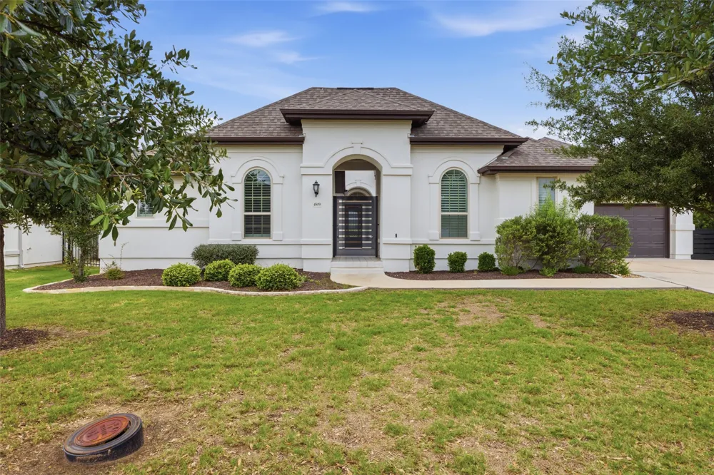 4509 Vieste View Leander, TX 78641