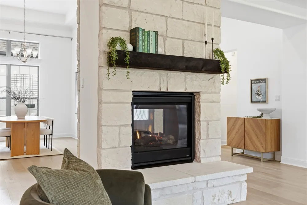 4509 Vieste View Leander, TX 78641