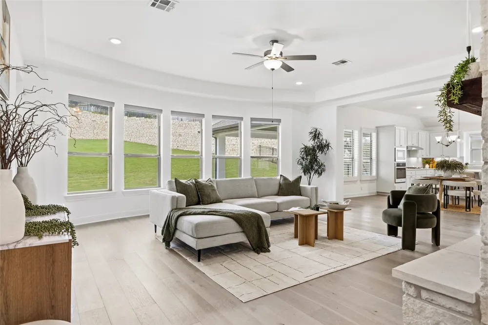 4509 Vieste View Leander, TX 78641