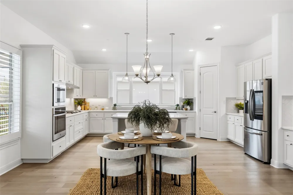 4509 Vieste View Leander, TX 78641