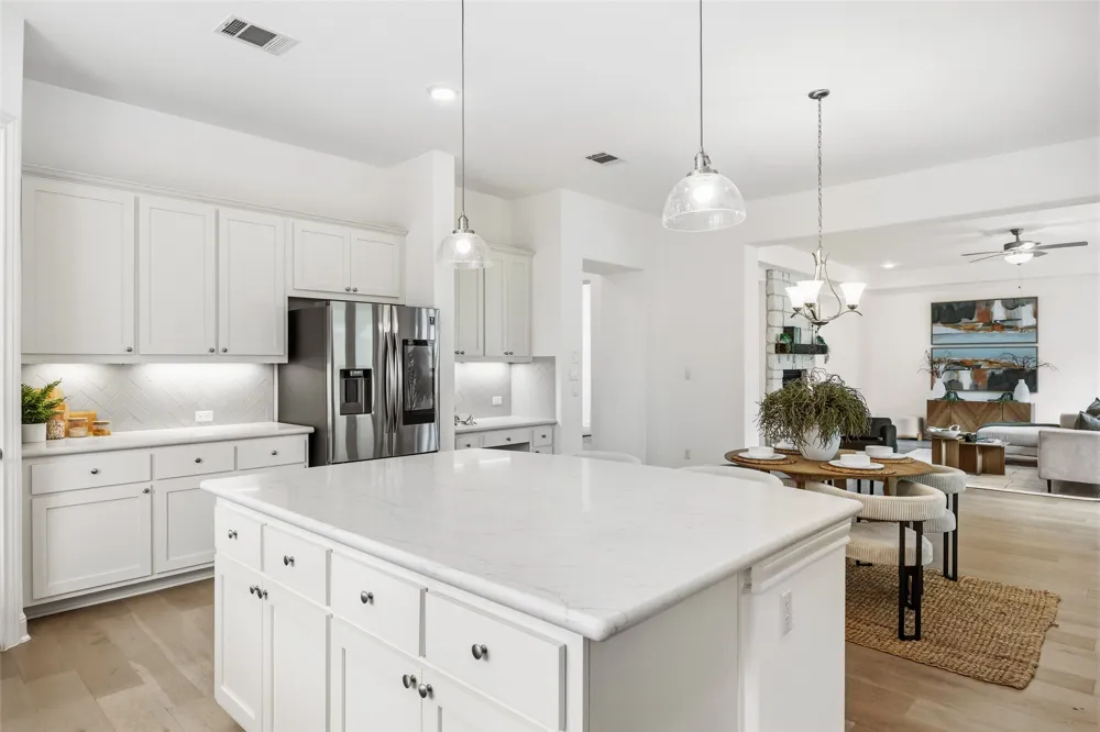 4509 Vieste View Leander, TX 78641