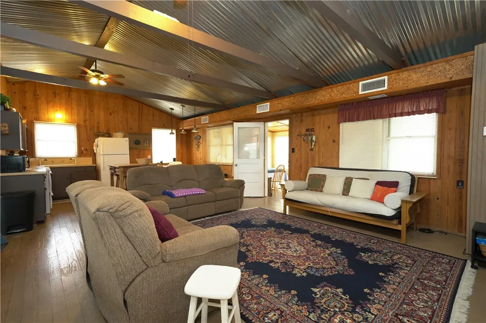 24857 Lakeview (CR 360) Mathis, TX 78368