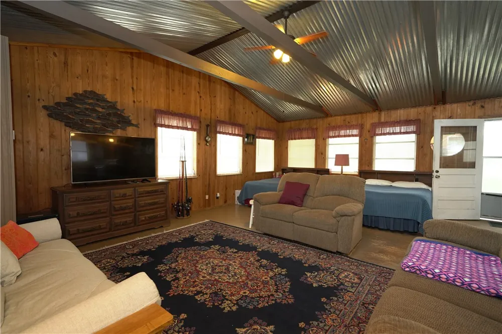24857 Lakeview (CR 360) Mathis, TX 78368