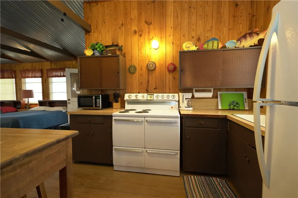 24857 Lakeview (CR 360) Mathis, TX 78368