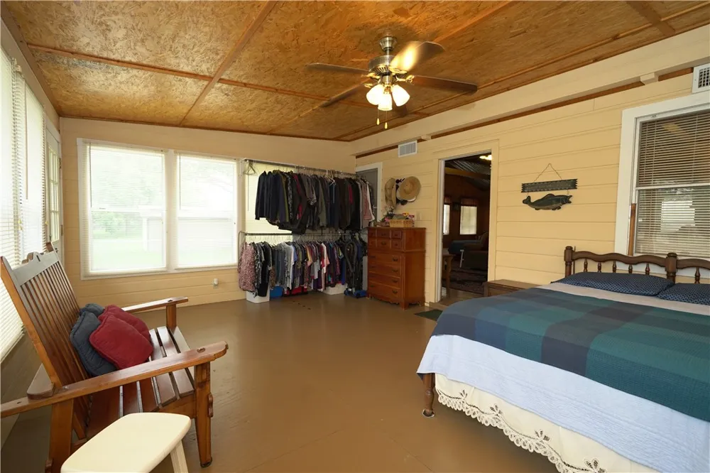 24857 Lakeview (CR 360) Mathis, TX 78368