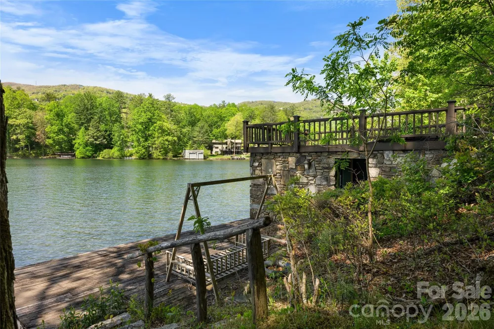 1923 Cold Mountain Road Lake Toxaway, NC 28747