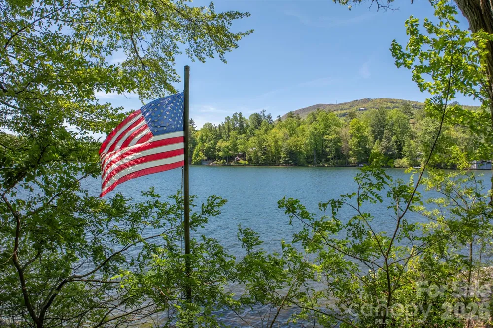 1923 Cold Mountain Road Lake Toxaway, NC 28747