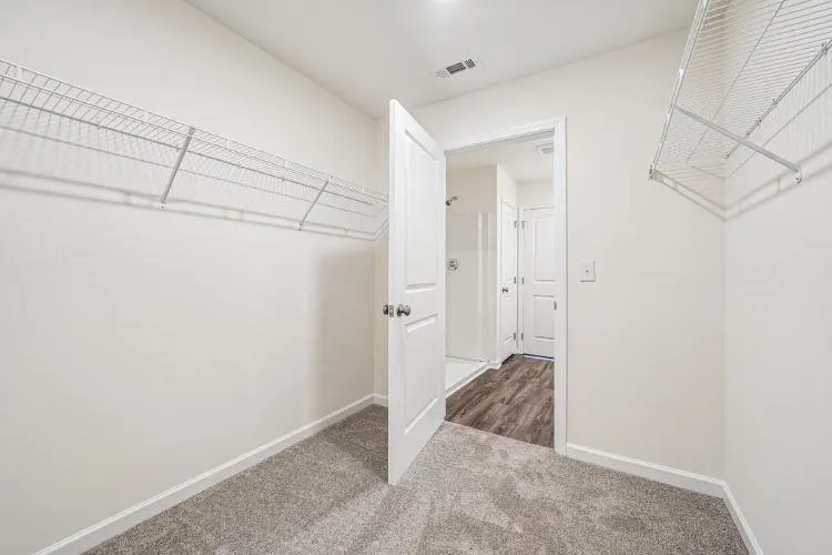 63 Rainbow Ln Hartwell, GA 30643