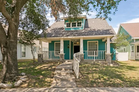 1219 Devonshire Drive
