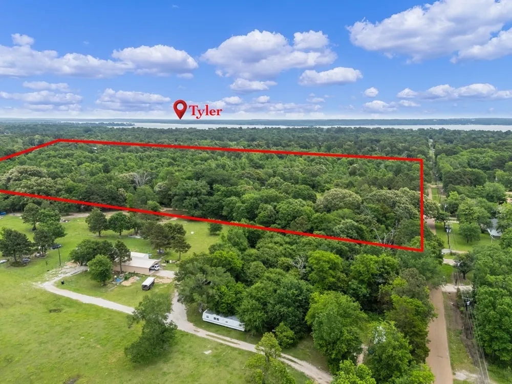 County Road 3105 Chandler, TX 75758