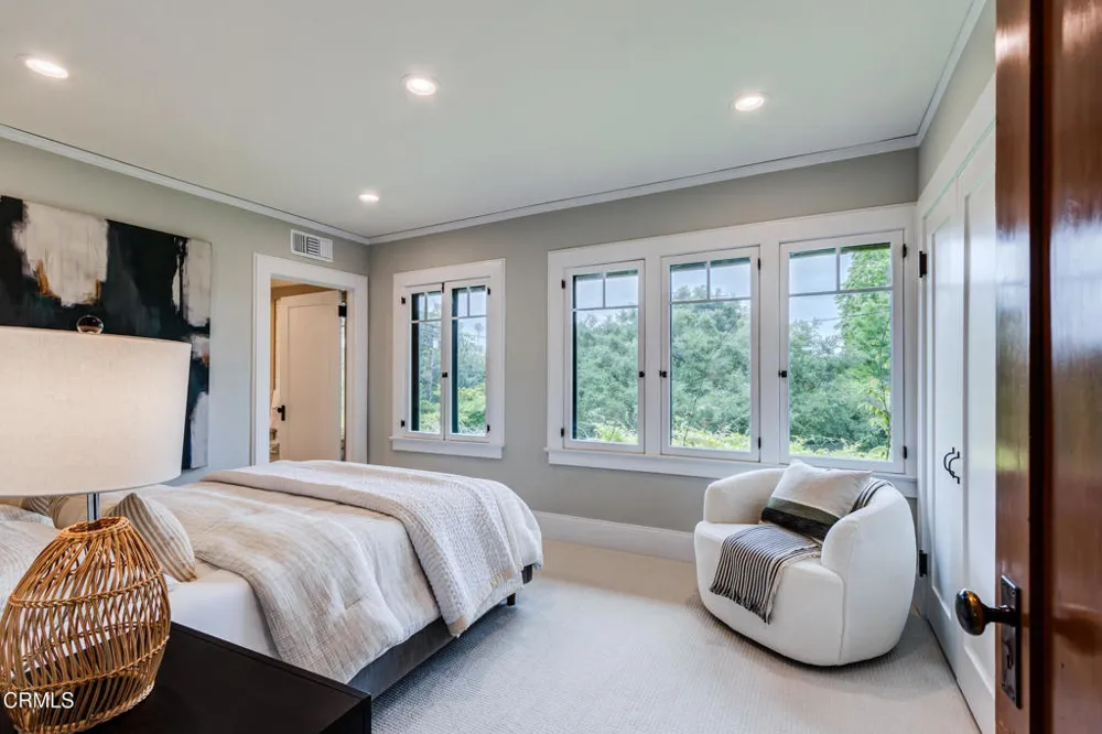 2041 Ashbourne Drive South Pasadena, CA 91030