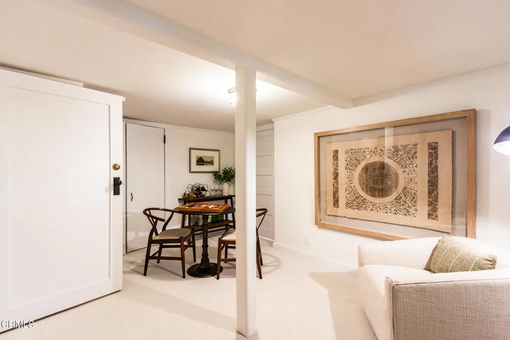 2041 Ashbourne Drive South Pasadena, CA 91030