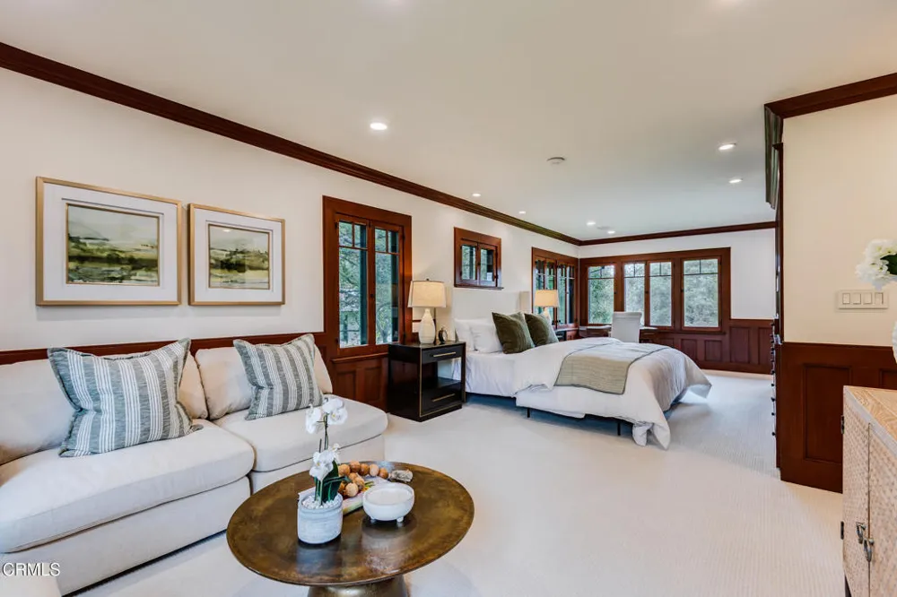 2041 Ashbourne Drive South Pasadena, CA 91030