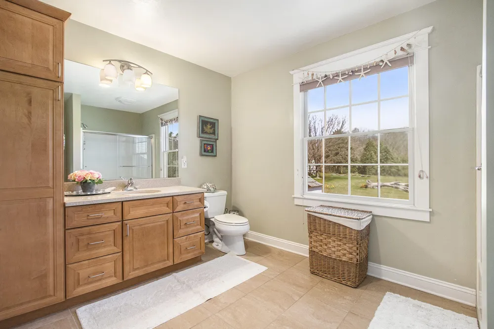 3975 Harbor Breeze Drive Norton Shores, MI 49441