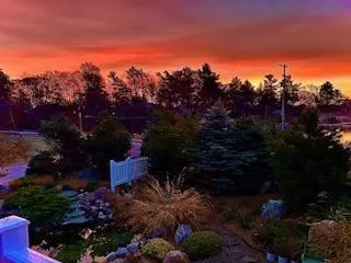 3975 Harbor Breeze Drive Norton Shores, MI 49441