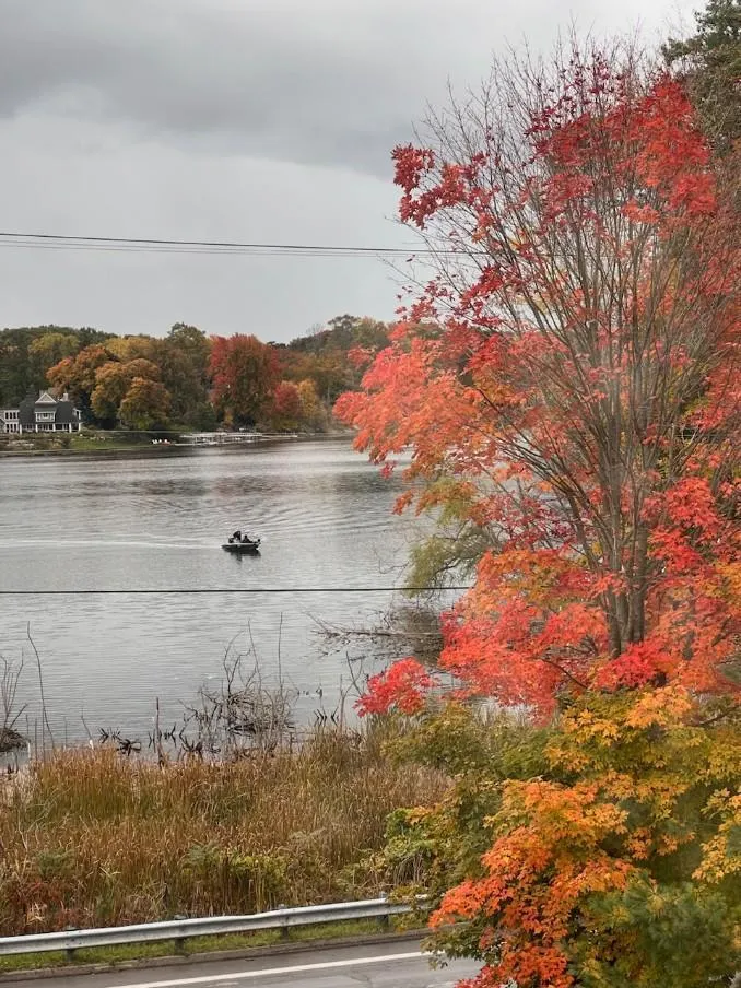 3975 Harbor Breeze Drive Norton Shores, MI 49441