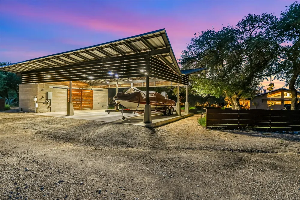 6740 FM 32 Fischer, TX 78623