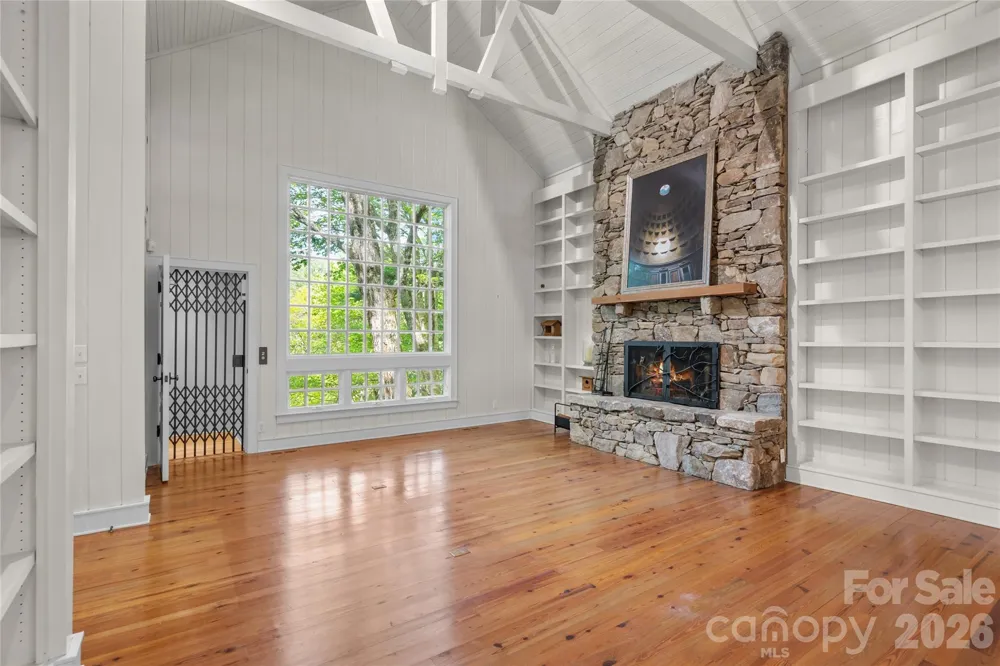 1957 & 1923 Cold Mountain Road Lake Toxaway, NC 28747