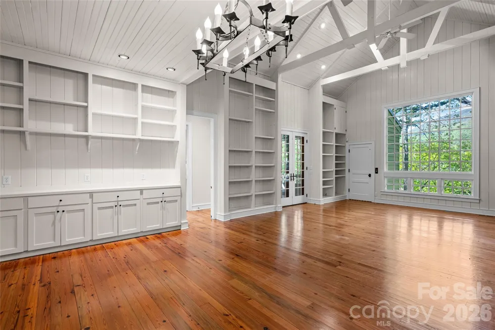 1957 & 1923 Cold Mountain Road Lake Toxaway, NC 28747