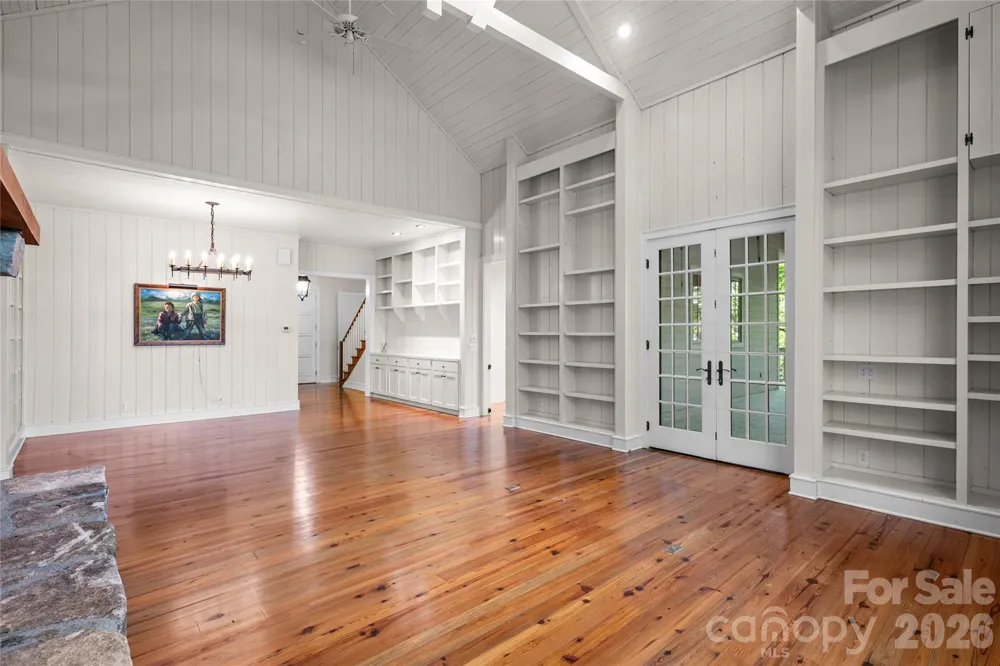 1957 & 1923 Cold Mountain Road Lake Toxaway, NC 28747
