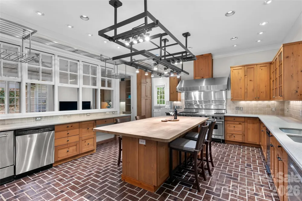 1957 & 1923 Cold Mountain Road Lake Toxaway, NC 28747