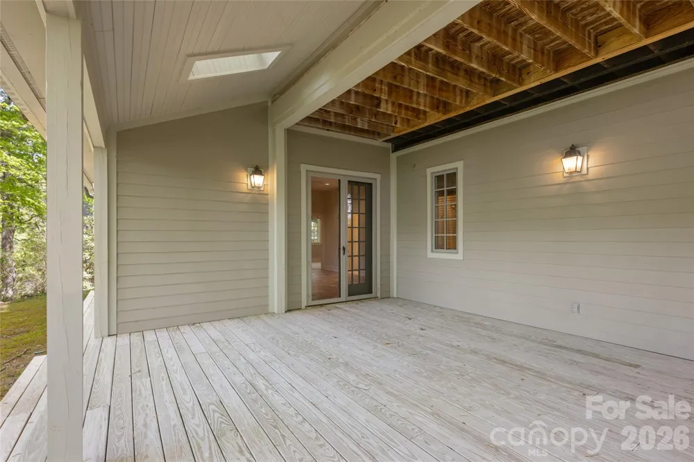 1957 & 1923 Cold Mountain Road Lake Toxaway, NC 28747