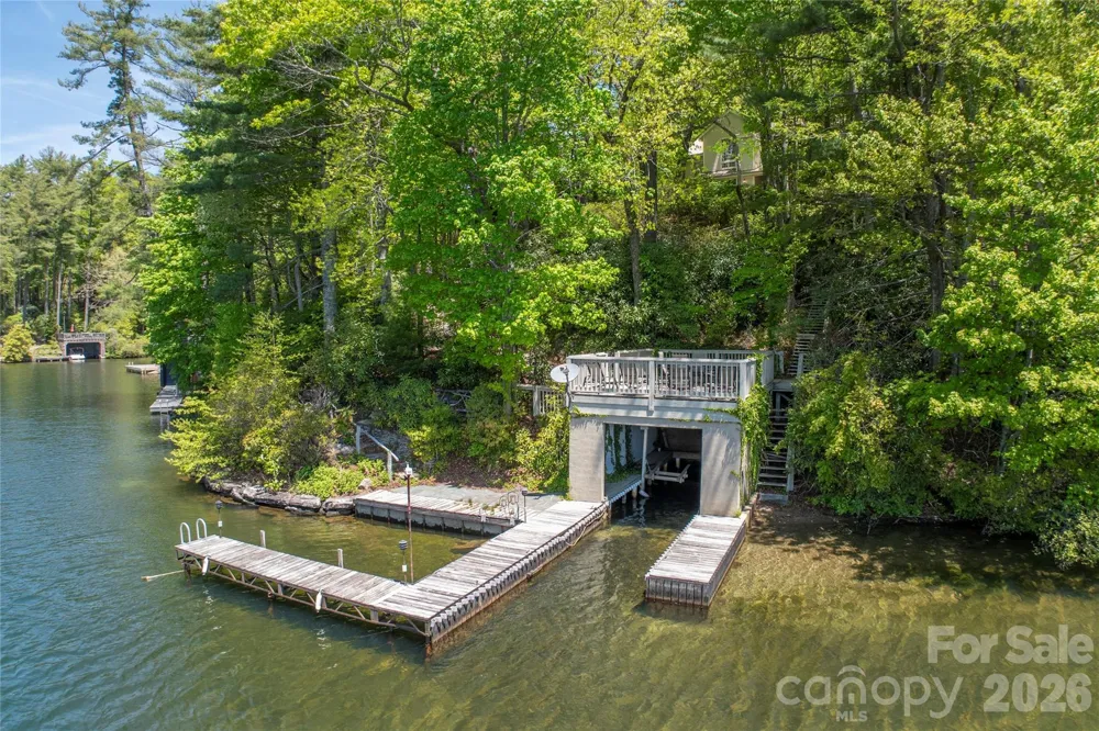 1957 & 1923 Cold Mountain Road Lake Toxaway, NC 28747