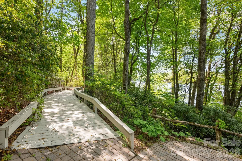 1957 Cold Mountain Road Lake Toxaway, NC 28747