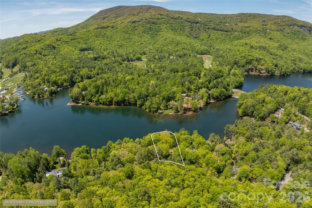 1957 Cold Mountain Road Lake Toxaway, NC 28747