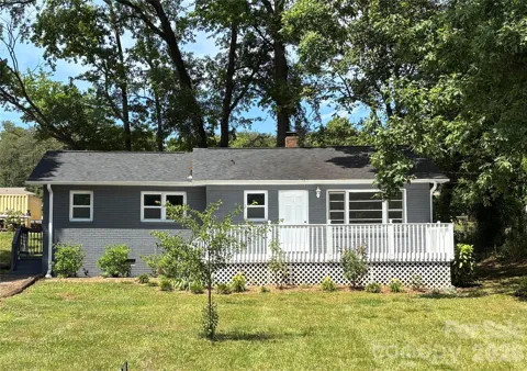 305 Forestway Drive