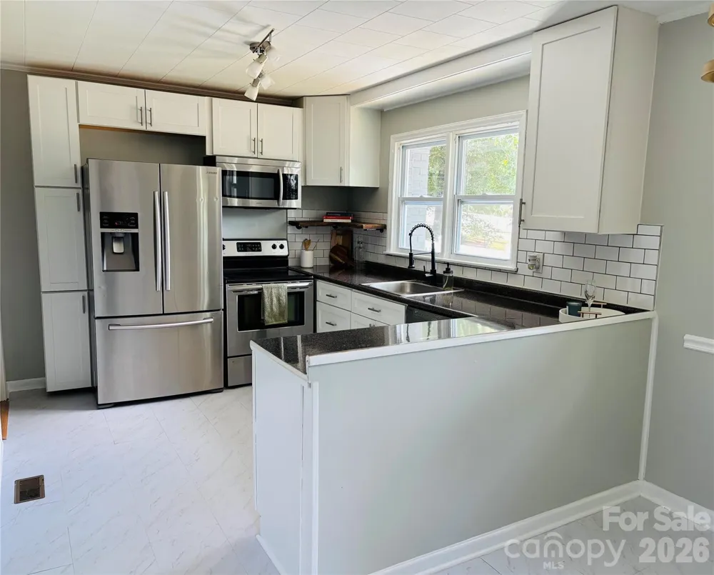 305 Forestway Drive Mount Holly, NC 28120