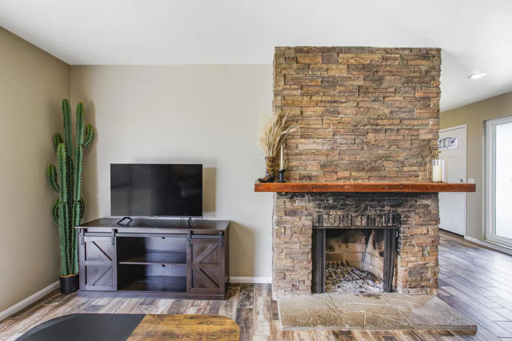 683 Sycamore Drive Brawley, CA 92227