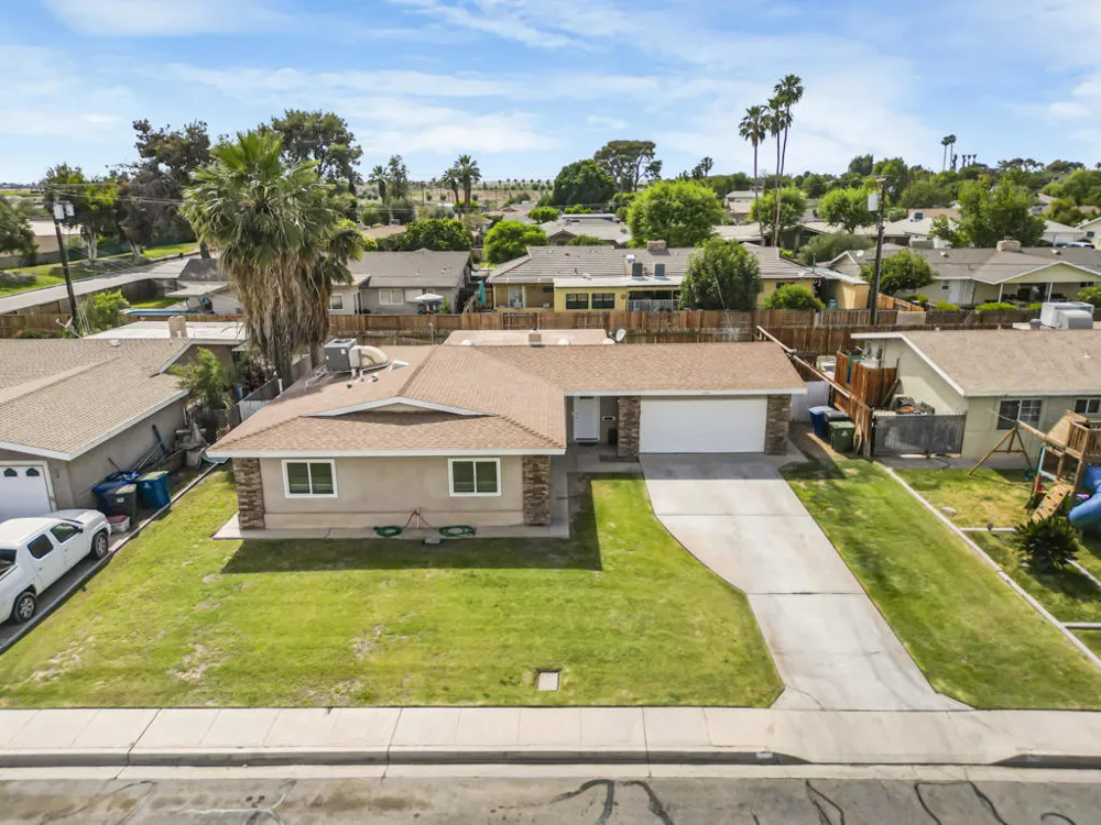 683 Sycamore Drive Brawley, CA 92227