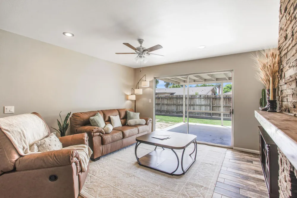 683 Sycamore Drive Brawley, CA 92227