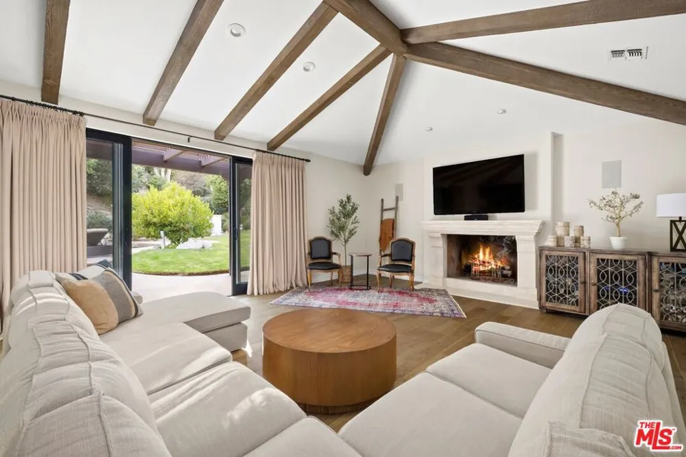 25217 Eldorado Meadow Road Hidden Hills, CA 91302