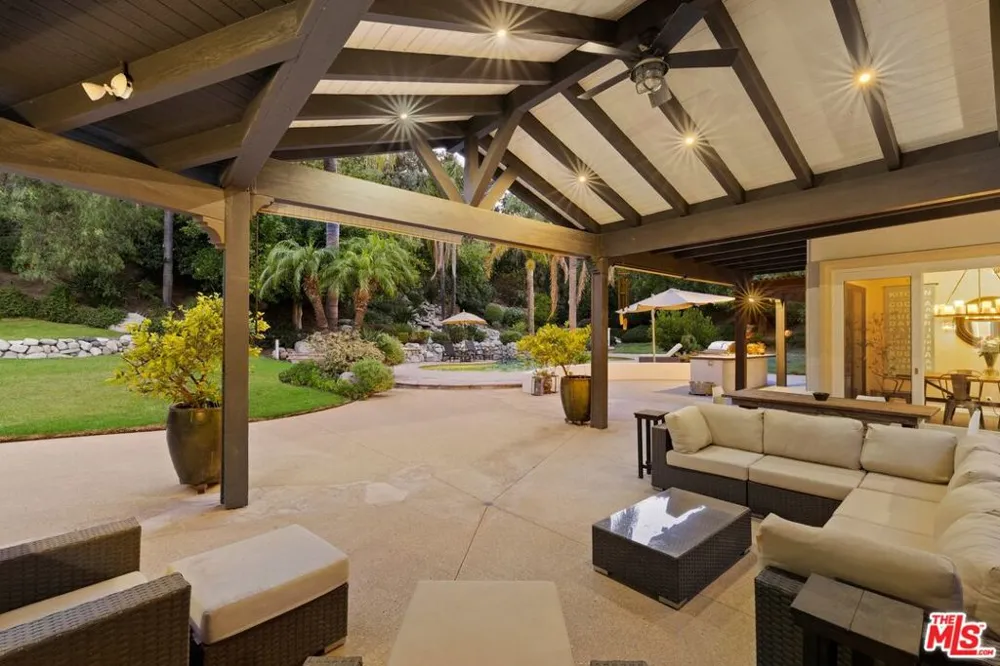 25217 Eldorado Meadow Road Hidden Hills, CA 91302