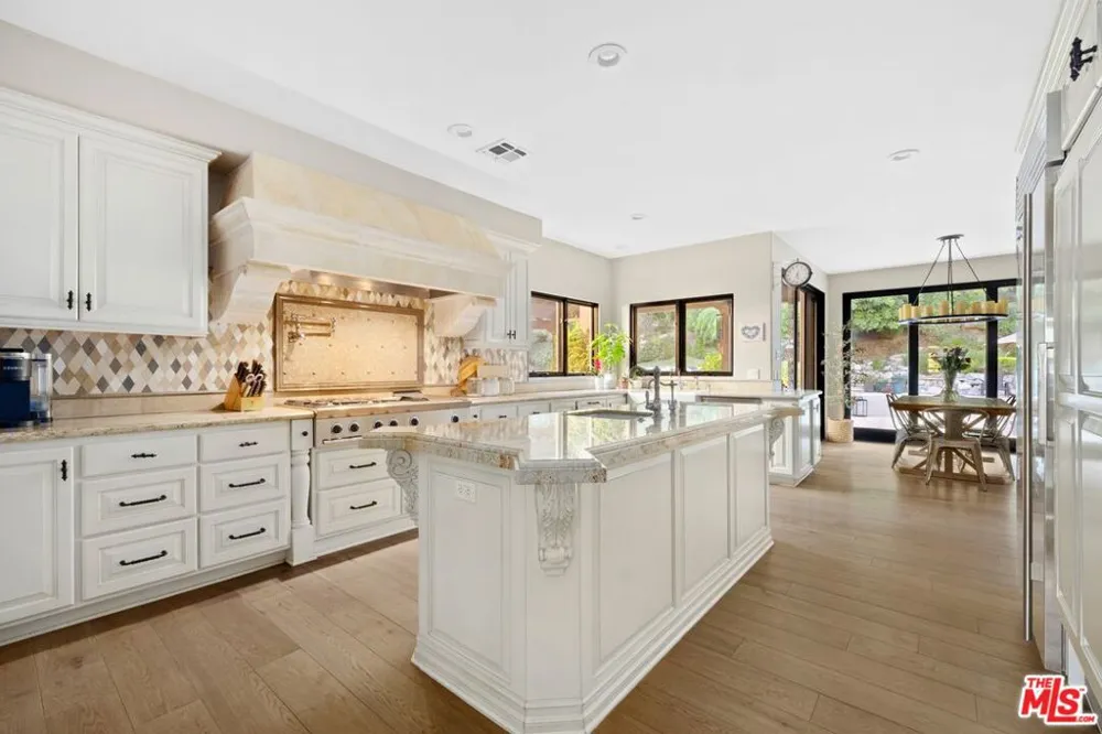 25217 Eldorado Meadow Road Hidden Hills, CA 91302