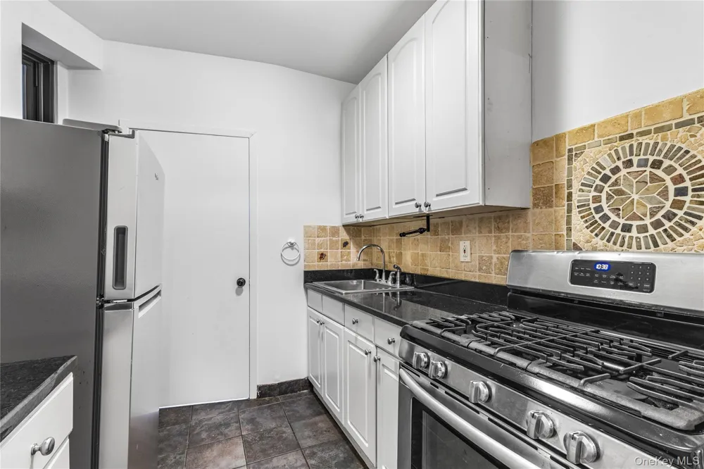 155 W 106th Street #1A New York (Manhattan), NY 10025
