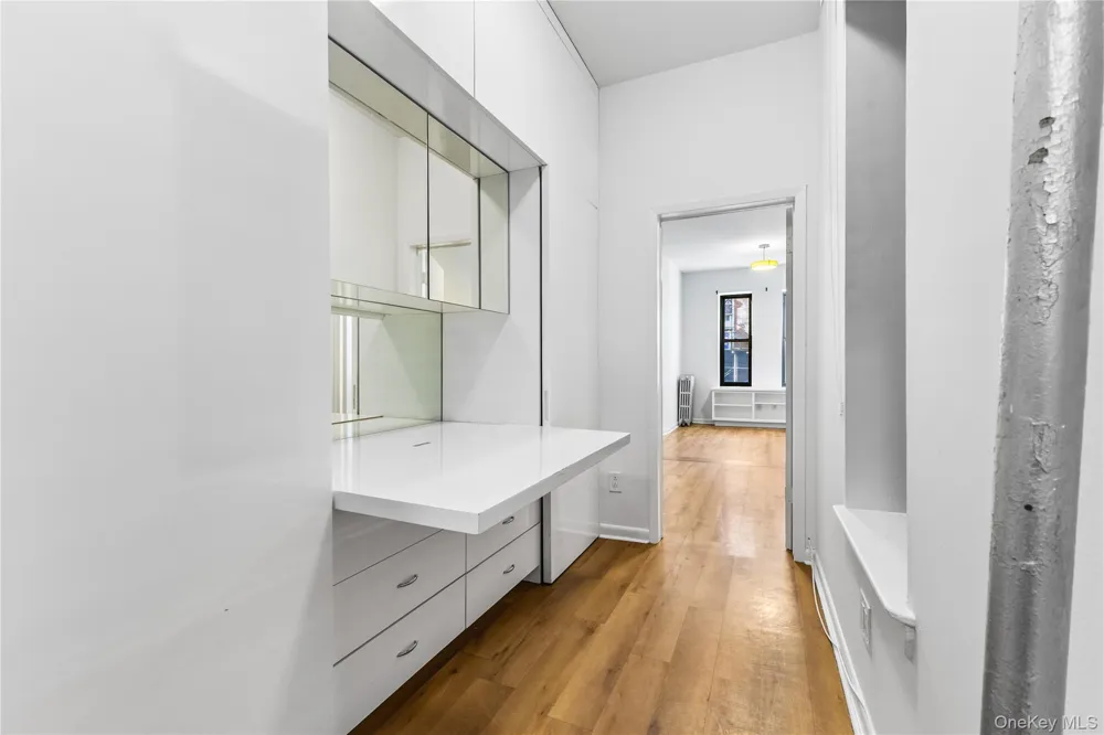 155 W 106th Street #1A New York (Manhattan), NY 10025