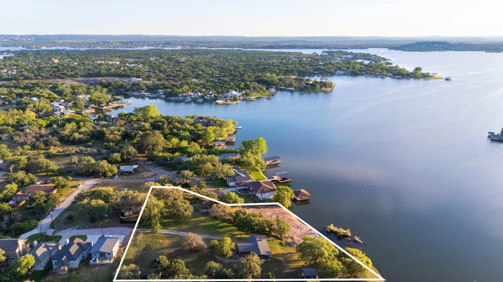 310 Castlehigh Drive Granite Shoals, TX 78654