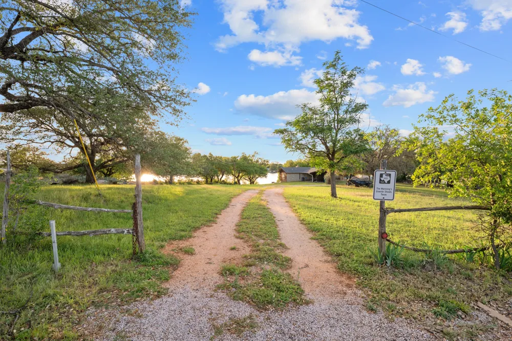 310 Castlehigh Drive Granite Shoals, TX 78654