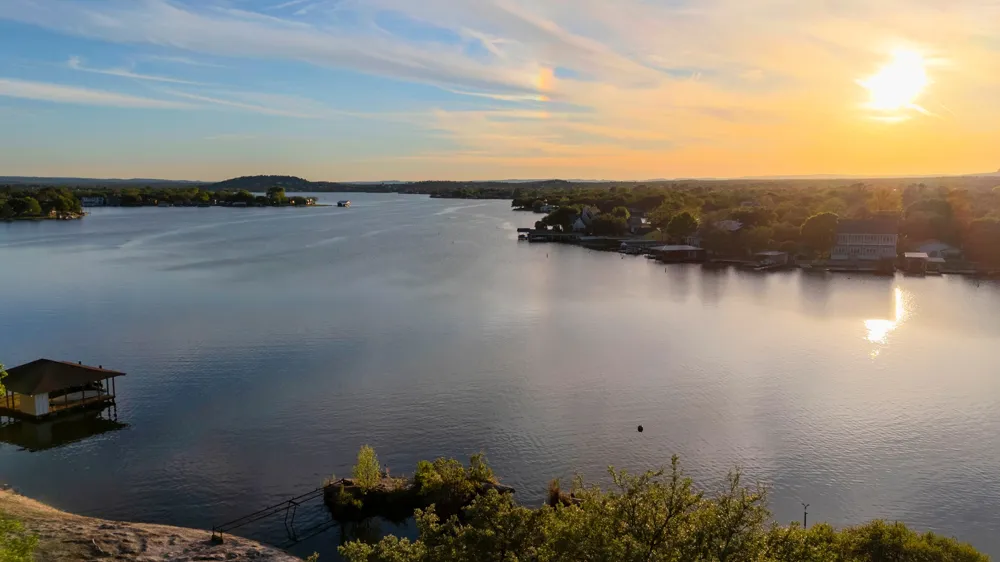 310 Castlehigh Drive Granite Shoals, TX 78654