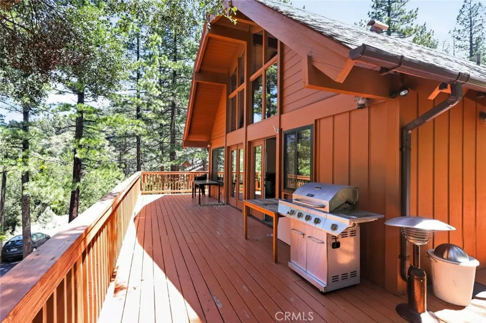 1523 Lassen Way Pine Mountain Club, CA 93222