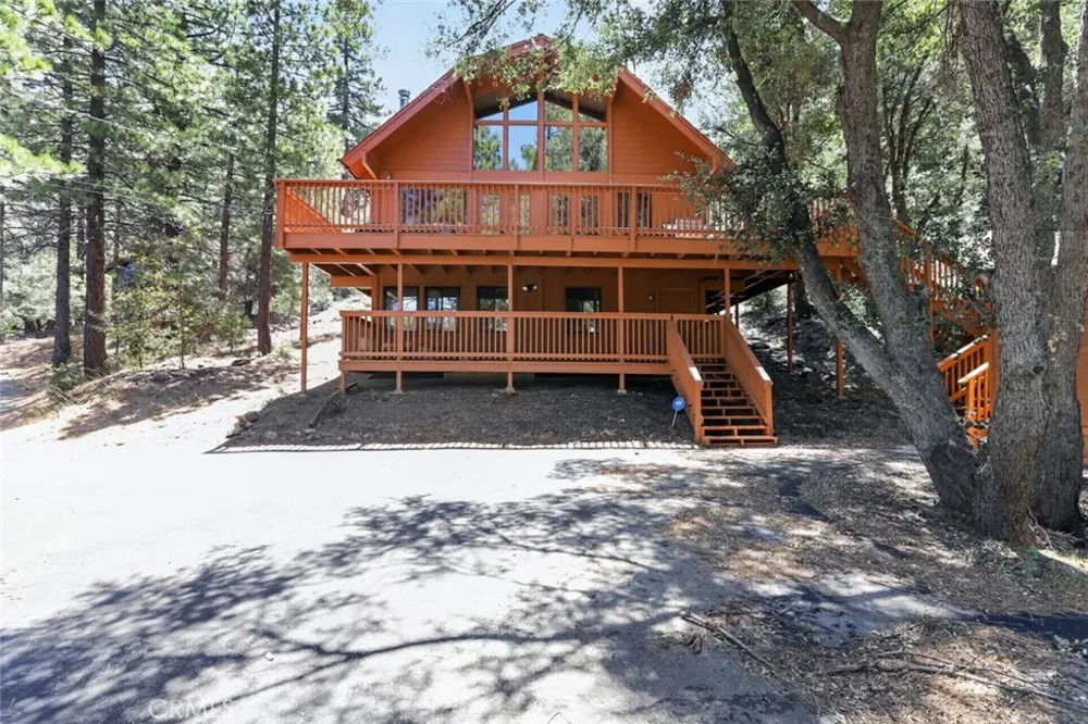 1523 Lassen Way Pine Mountain Club, CA 93222