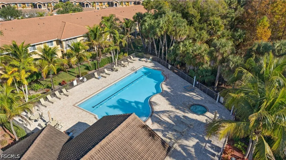 Winding Pines Circle #206 Cape Coral, FL 33909