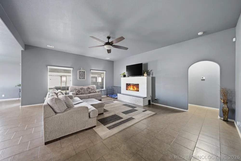 13633 S Kenosha Avenue Glenpool, OK 74033