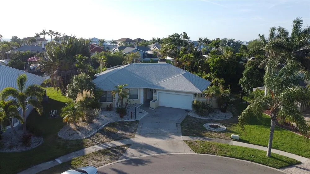 6612 BLACKFIN WAY Apollo Beach, FL 33572